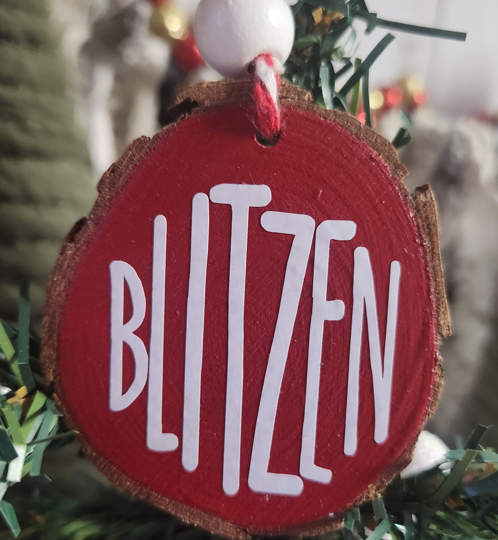 Reindeer Names Wood Slice Ornaments White Vinyl on Red