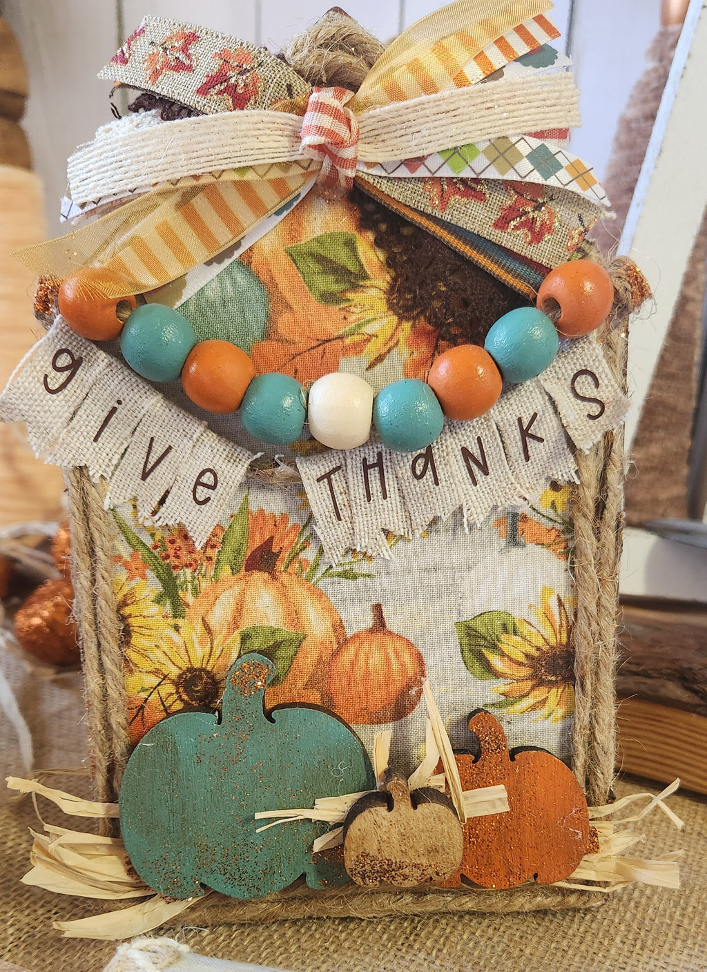 TIER TRAY FALL THANKSGIVING 4PK GIVE THANKS BANNER BUNDLE