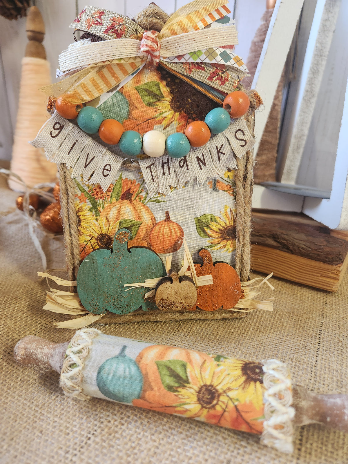 TIER TRAY FALL THANKSGIVING 4PK GIVE THANKS BANNER BUNDLE