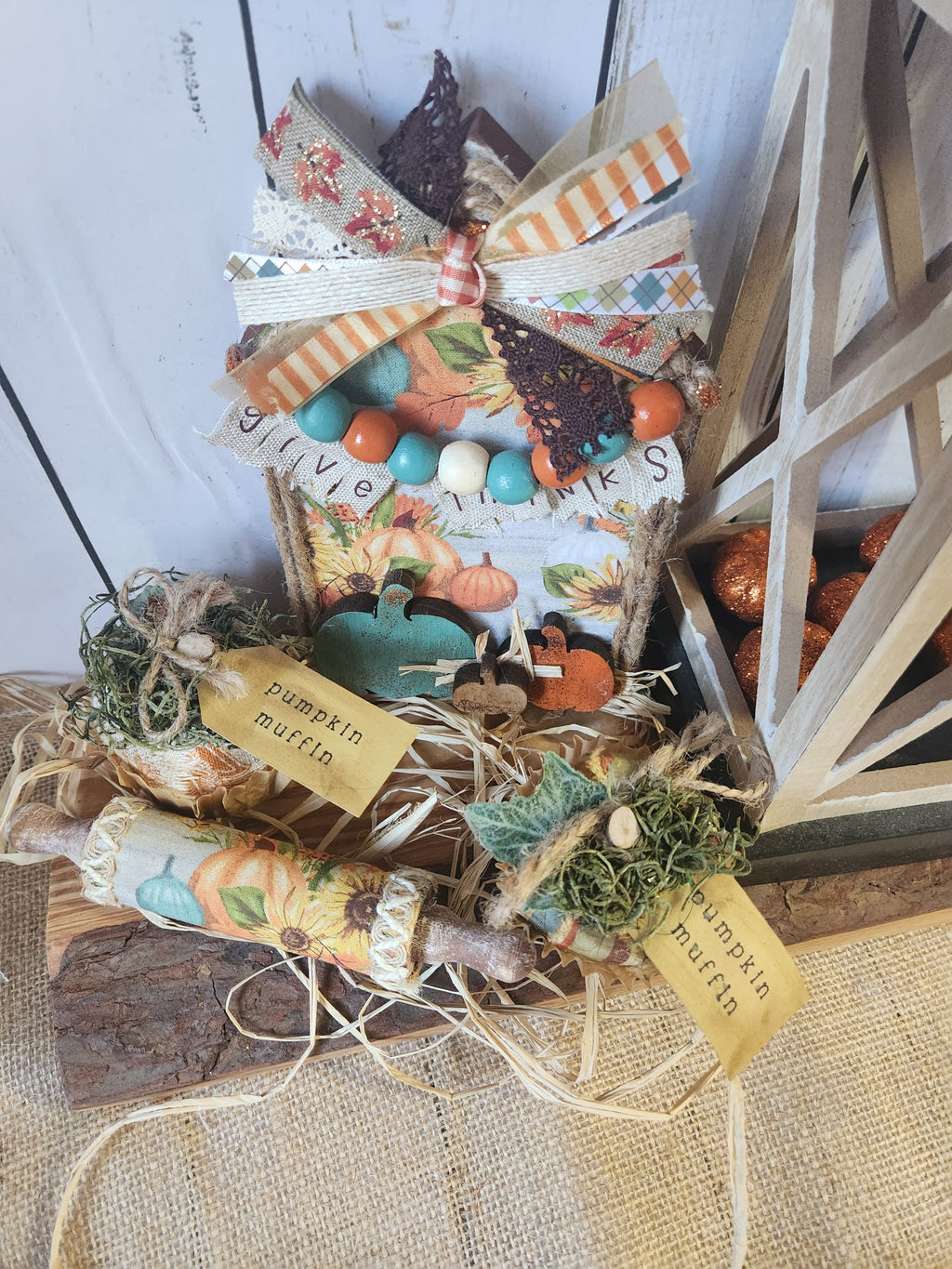 TIER TRAY FALL THANKSGIVING 4PK GIVE THANKS BANNER BUNDLE