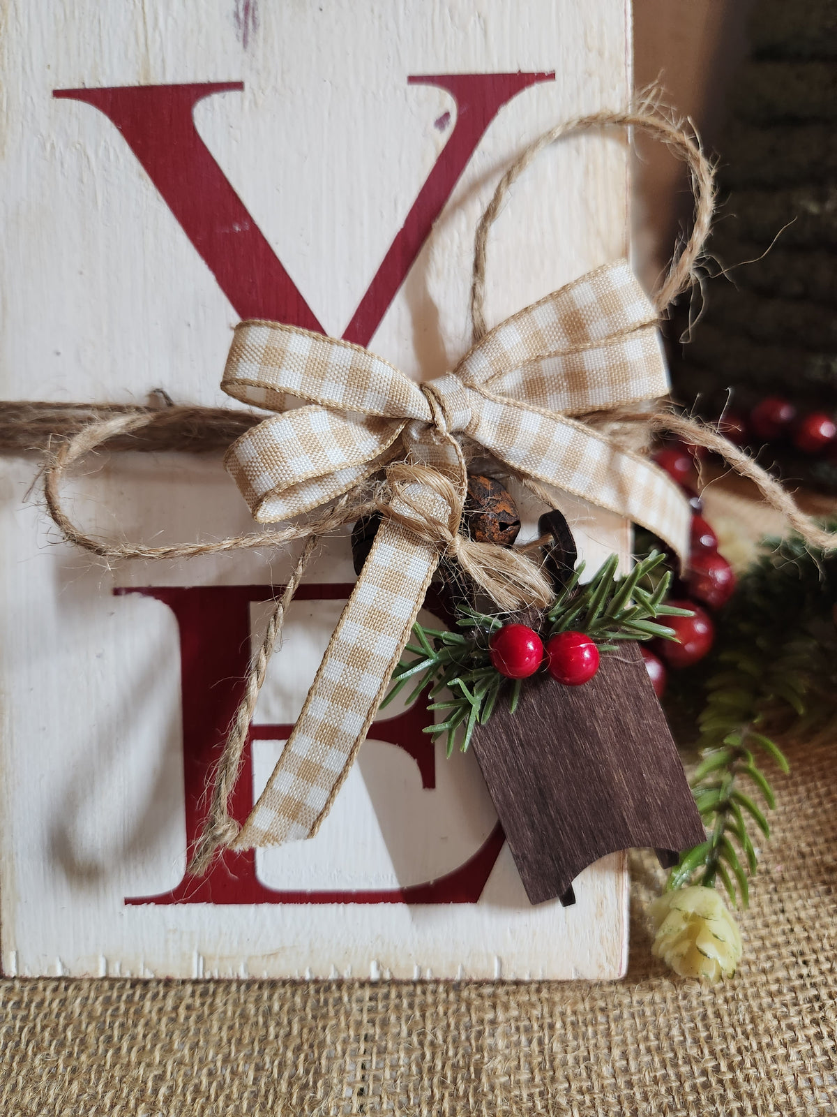 CHRISTMAS WOODEN SIGN_LEANER, BELIEVE