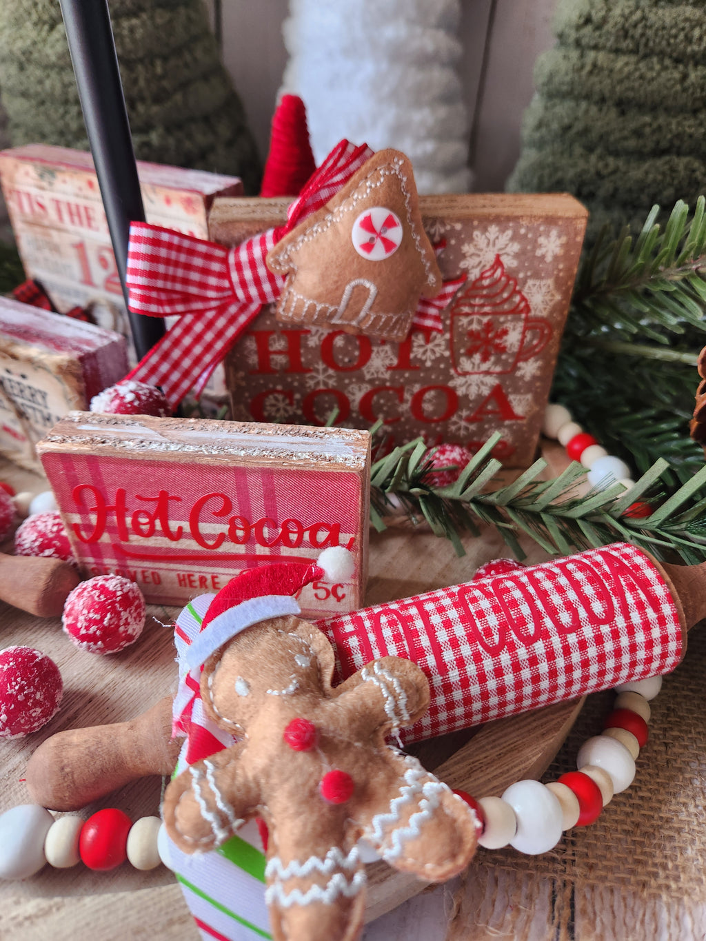TIER TRAY CHRISTMAS 3PK BUNDLE - HOT COCOA (2)